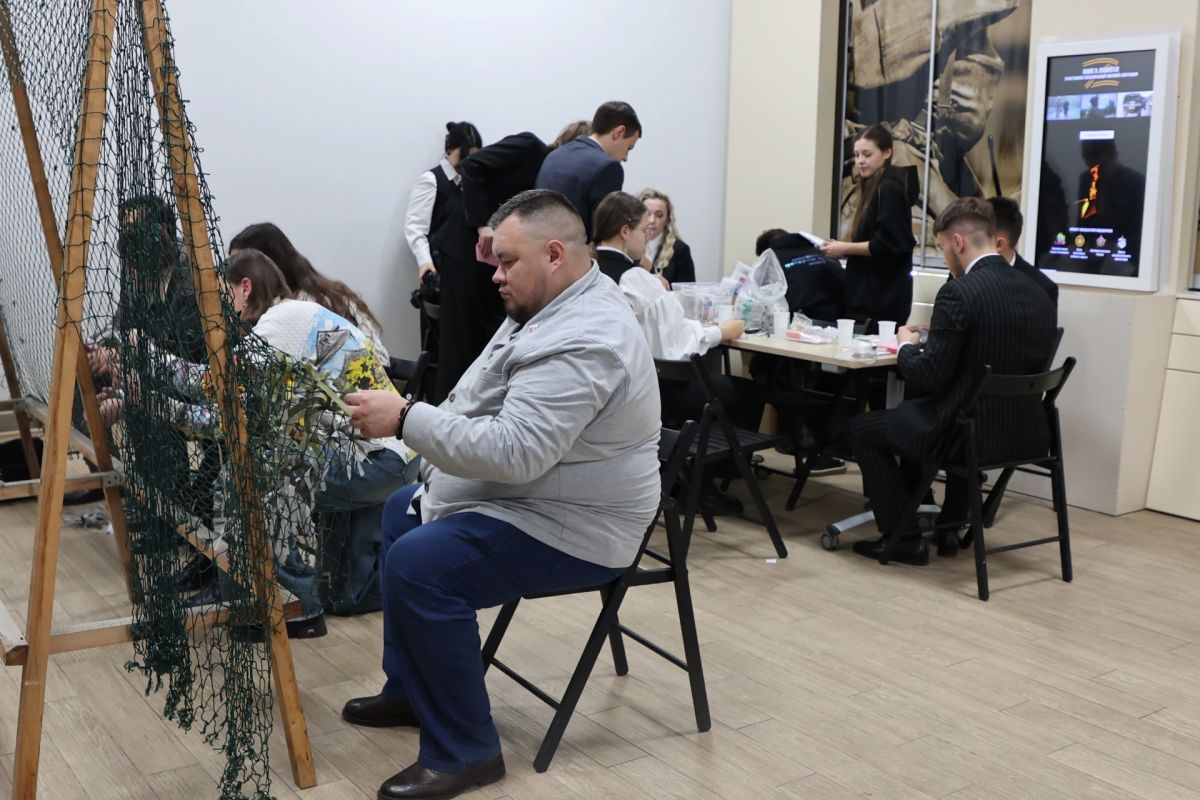Патриотизм в деле и реальная помощь фронту: итоги работы Молодежной общественной палаты Патриотизм в деле и реальная помощь фронту: итоги работы Молодежной общественной палаты