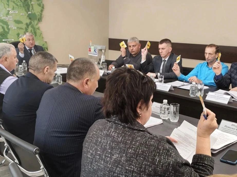В Хабаровском крае избрали глав трех муниципальных округов – Верхнебуреинского, Ульчского и Амурского В Хабаровском крае избрали глав трех муниципальных округов – Верхнебуреинского, Ульчского и Амурского