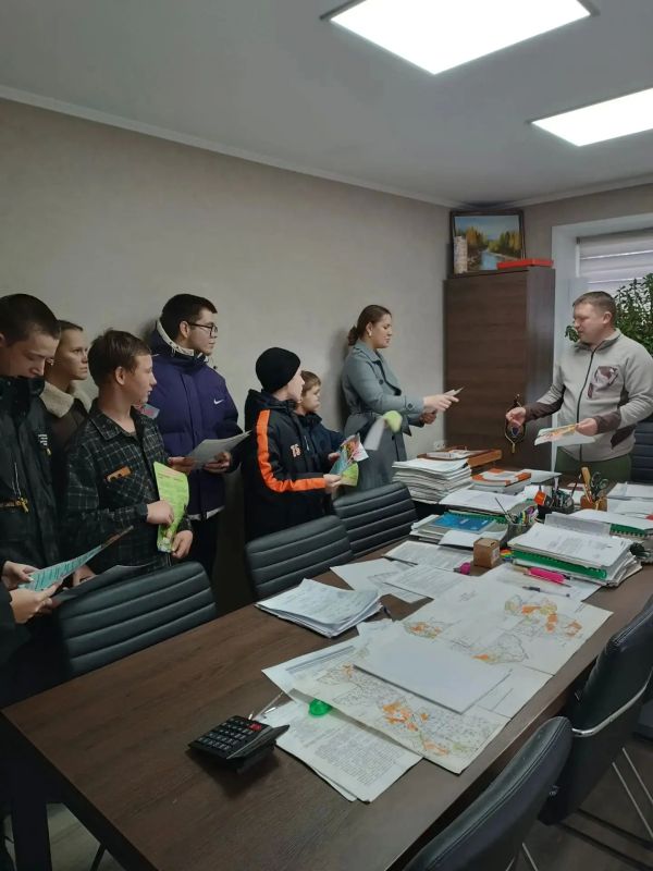 ЮНЫЕ ПОЖАРНЫЕ НА СТРАЖЕ БЕЗОПАСНОСТИ! ЮНЫЕ ПОЖАРНЫЕ НА СТРАЖЕ БЕЗОПАСНОСТИ!