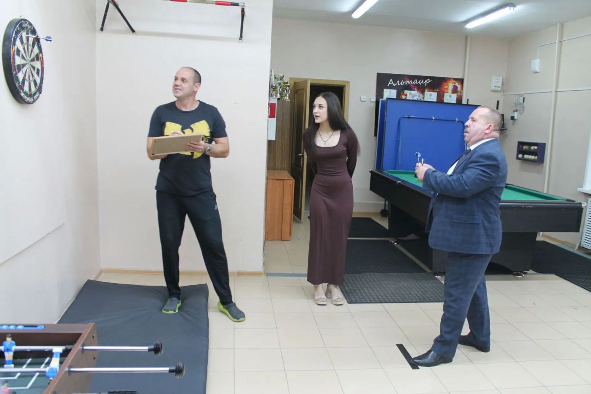 Дневник шефской помощи: урок спорта в Амурске