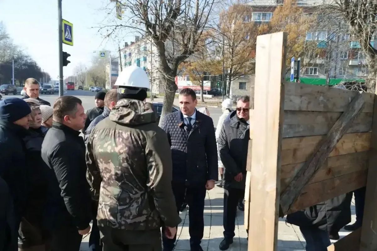 Реконструкцию фасадов 10 домов исторического центра Комсомольска-на-Амуре завершат к концу года Реконструкцию фасадов 10 домов исторического центра Комсомольска-на-Амуре завершат к концу года