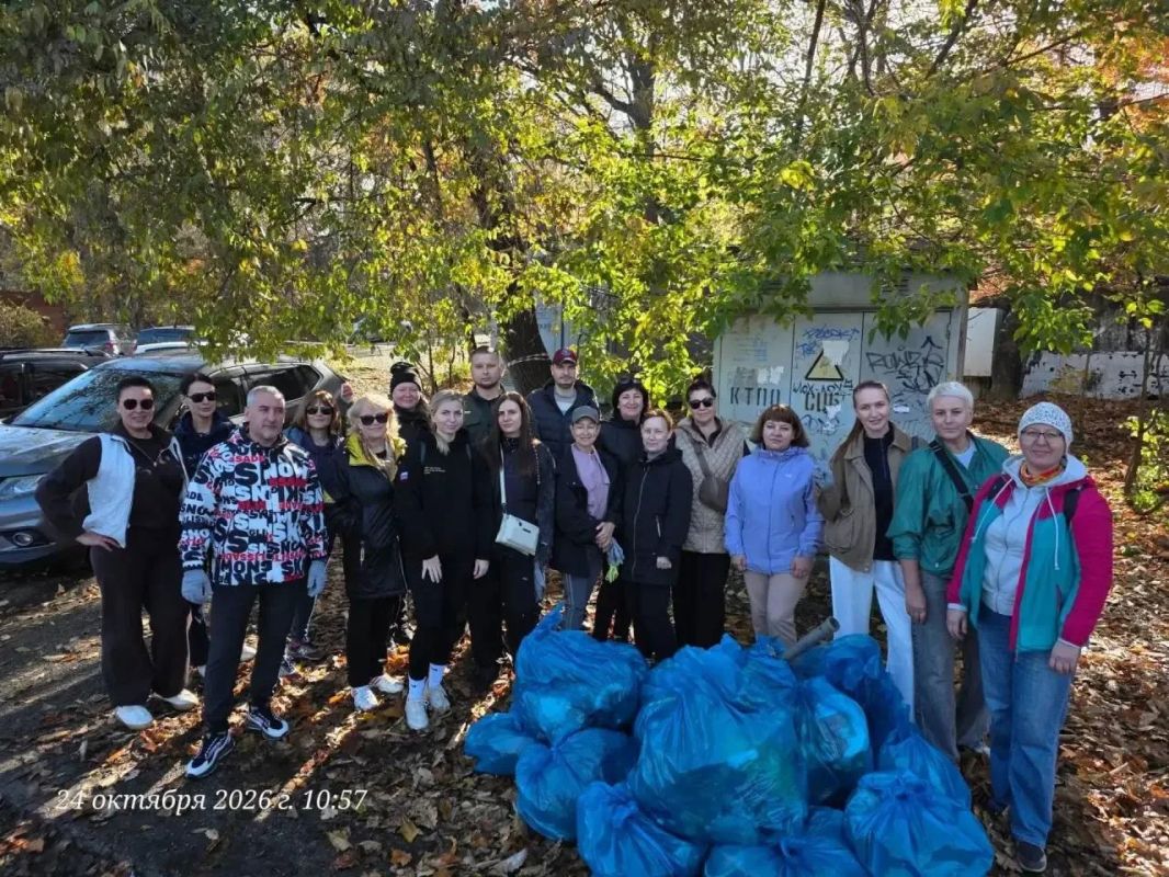 Общегородской субботник прошел во Владивостоке