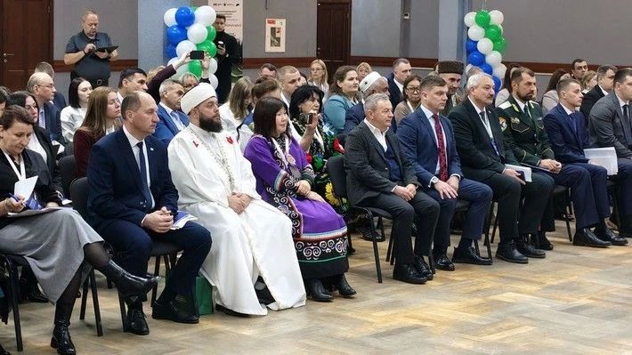 Диалог ради согласия: Дмитрий Демешин провёл заседание Совета по национальным и религиозным объединениям Диалог ради согласия: Дмитрий Демешин провёл заседание Совета по национальным и религиозным объединениям