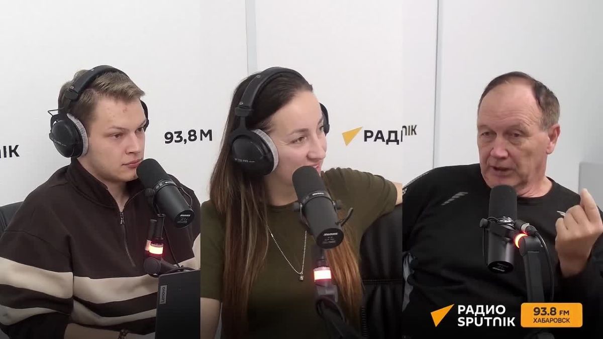 Сколько стоит прыжок с парашютом?