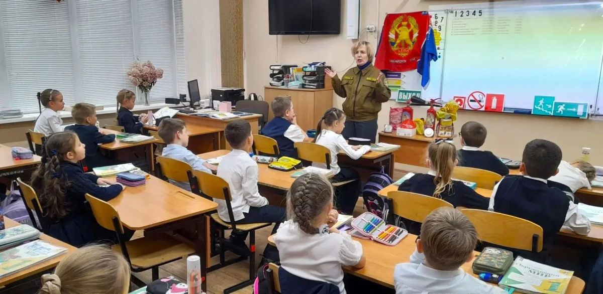 Безопасность начинается с детства Безопасность начинается с детства