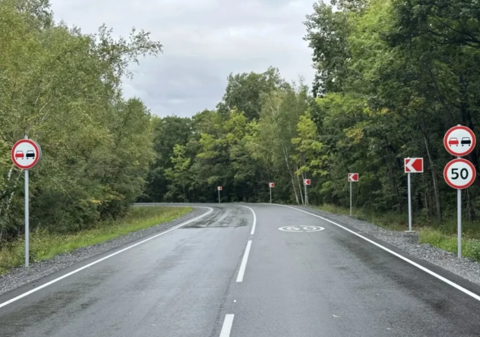 В Хабаровском крае в 2026 году отремонтировали свыше 100 километров дорог