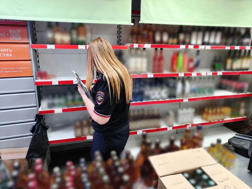 В Хабаровске пресекли незаконную продажу алкоголя на территории автовокзала В Хабаровске пресекли незаконную продажу алкоголя на территории автовокзала